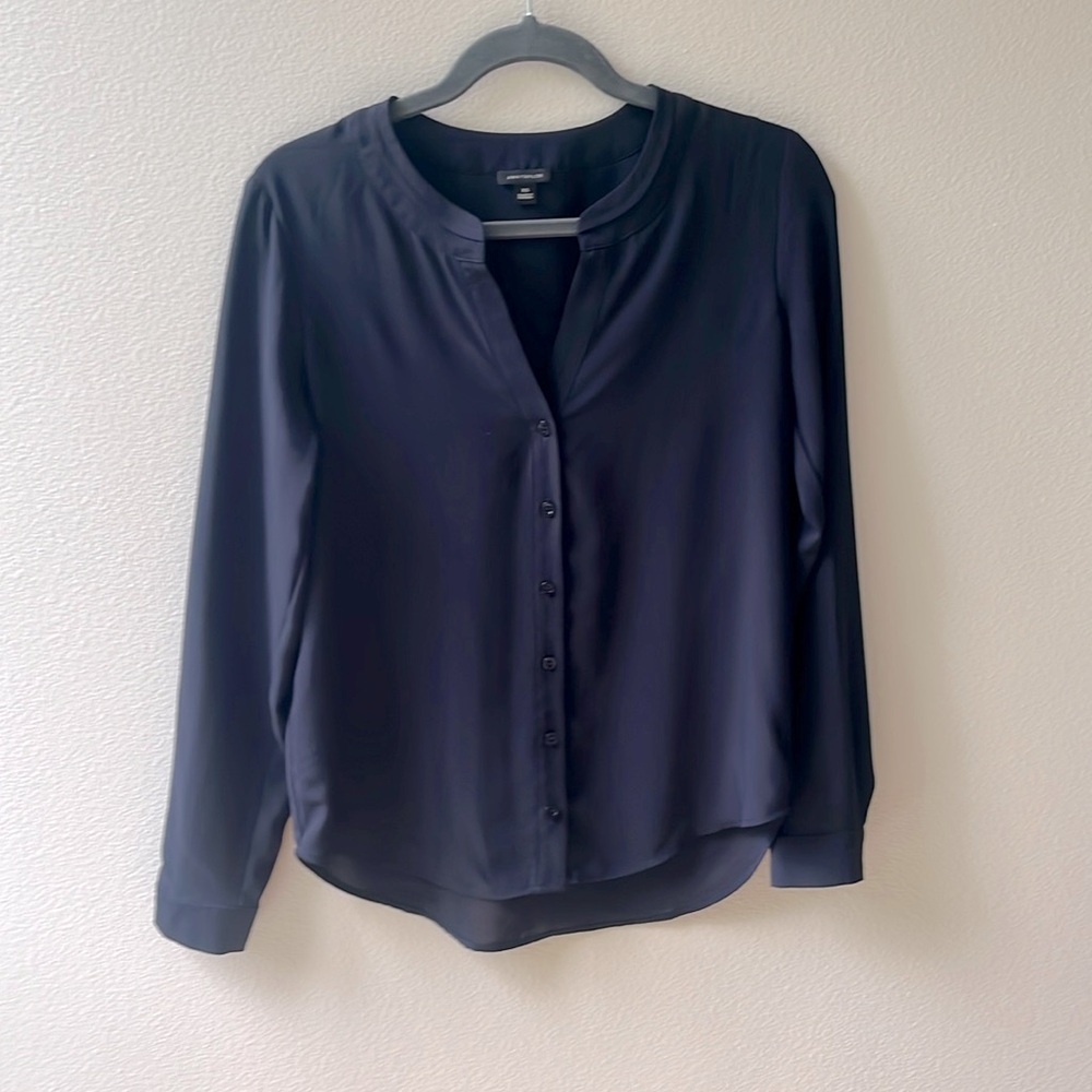Ann Taylor navy blouse XS